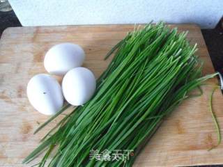 蛋烧韭菜的做法步骤：1