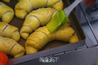 金牛角面包（简单、不用发酵）的做法步骤：14