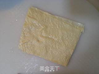 鸡汁荠菜石榴包的做法步骤：4