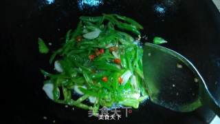 辣椒炒肉片的做法步骤：5