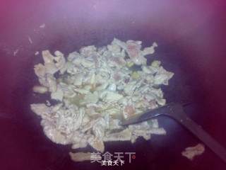 豆酱闷肉的做法步骤：5