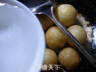 油面筋炒梅豆的做法步骤：3