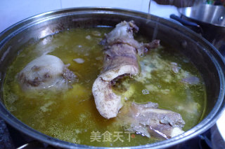 正宗地道陕西羊肉泡馍做法的做法步骤：5