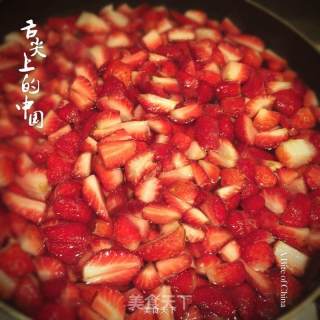 草莓果酱-自制的做法步骤：3