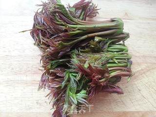香椿鸡蛋煎饼的做法步骤：1