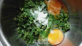 香椿鸡蛋煎饼的做法步骤：7