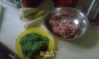 荠菜竹笋肉饺的做法步骤：1