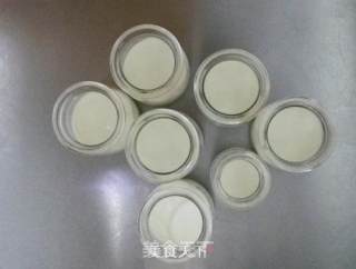 春天多给孩子补补钙——自制酸奶的做法步骤：5