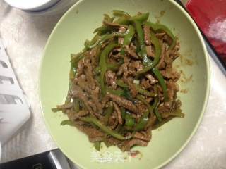青椒牛肉丝的做法步骤：6