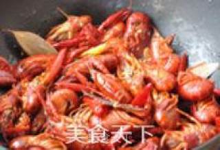 小龙虾怎么做才好吃？这个秘诀请记住！的做法步骤：6