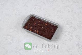 当巧克力遇到面粉的完全结合--巧克力蛋糕的做法步骤：12