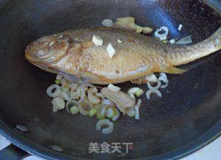 家炖黄花鱼的做法步骤：5