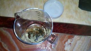 抹茶蜂蜜苏打水的做法步骤：2