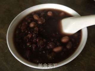 黑米红豆红枣粥的做法步骤：5