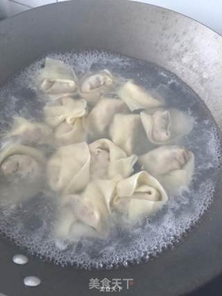 香菇馄饨的做法步骤：5