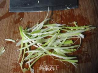 枸杞烩干贝的做法步骤：2