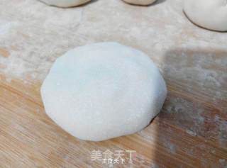韭菜鸡蛋馅饼的做法步骤：7