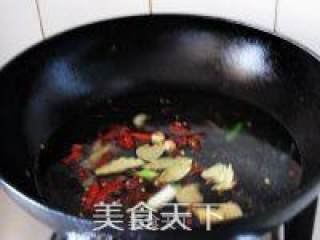 教大家做正宗麻辣鸭脖的几个小秘方的做法步骤：9