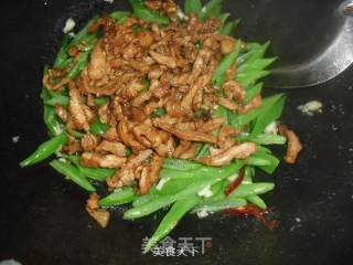 肉丝炒刀豆的做法步骤：8