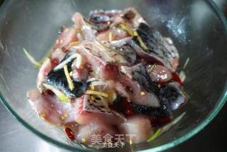 香辣鱼块的做法步骤：4