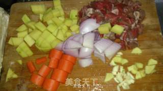 咖喱牛肉饭的做法步骤：1