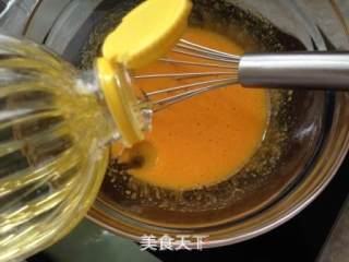 抹茶蛋糕卷的做法步骤：3