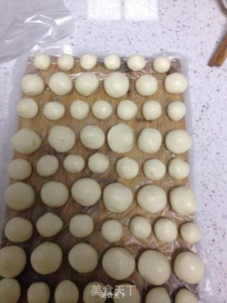奶香芒果小丸子的做法步骤：5