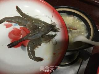 膏蟹大虾鱼头粥的做法步骤：9