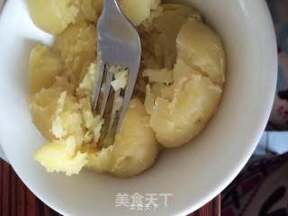黑胡椒土豆泥的做法步骤：2