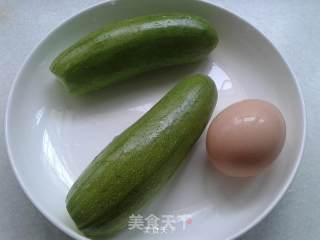 西葫芦鸡蛋饼的做法步骤：1