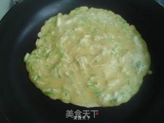 西葫芦鸡蛋饼的做法步骤：10