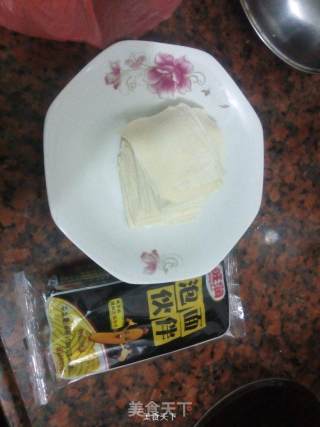 火腿肠香酥糖果的做法步骤：1