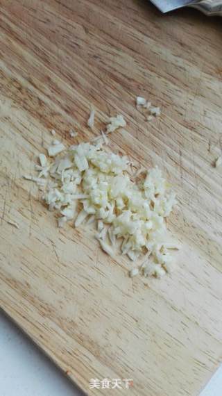 海虹拌菠菜的做法步骤：7