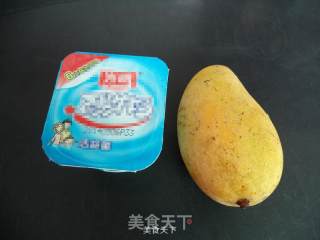 芒果酸奶的做法步骤：1
