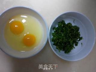 香椿煎鸡蛋的做法步骤：3