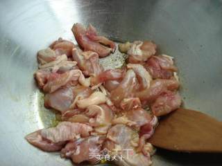 口蘑咖喱鸡的做法步骤：5