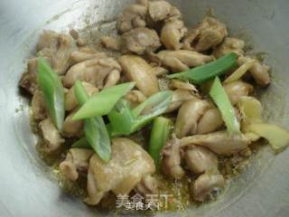 口蘑咖喱鸡的做法步骤：7