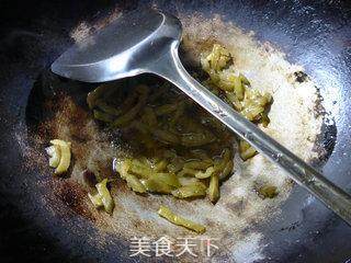 榨菜生菜汤面的做法步骤：2