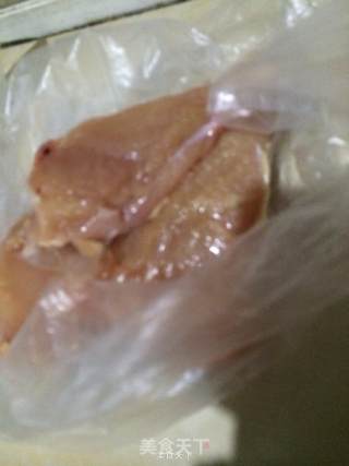奥尔良蒸鸡柳的做法步骤：1