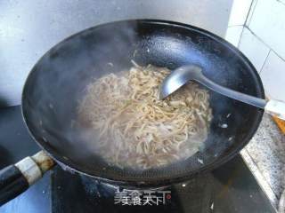 豆腐丝炒韭菜的做法步骤：8
