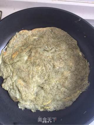 天津正宗煎饼果子的做法步骤：6