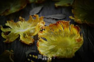 菠萝干花的做法步骤：7