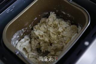 豆沙卷面包（烤箱烤豆沙卷面包，超级简单哦~）的做法步骤：2