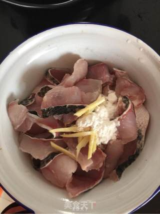 咖喱鱼的做法步骤：2