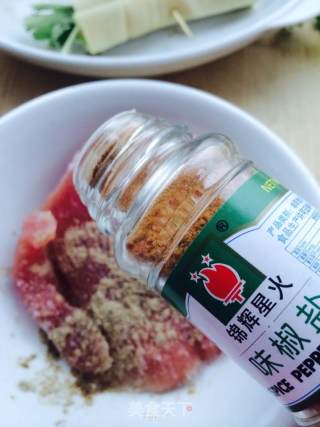 肉夹饼的做法步骤：2