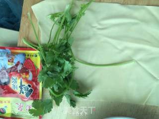 菜卷的做法步骤：1