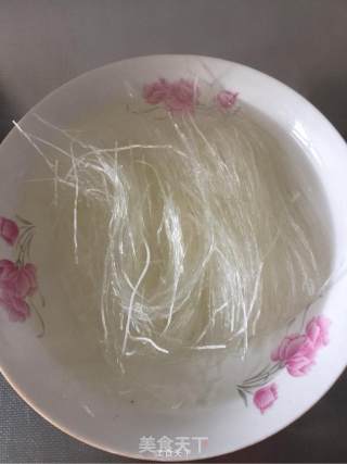 咖喱牛肉粉丝汤的做法步骤：2