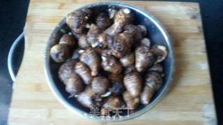 清蒸芋头丸子的做法步骤：1