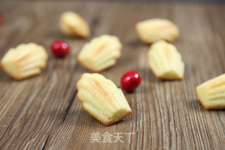 恋上柠檬香的味道---玛德琳蛋糕的做法步骤：16