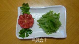 凤尾西芹的做法步骤：3